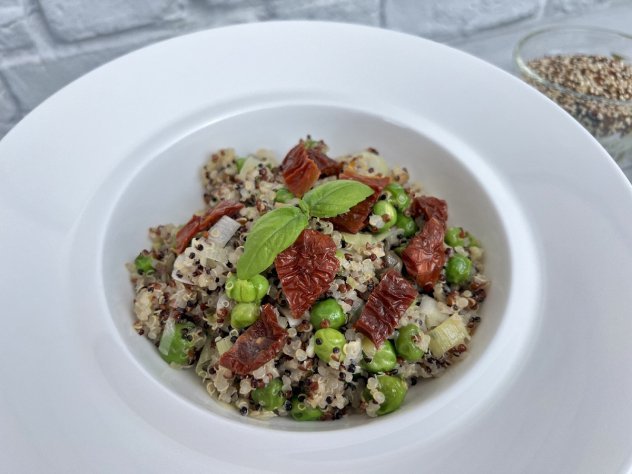 insalata-di-quinoa-e-piselli