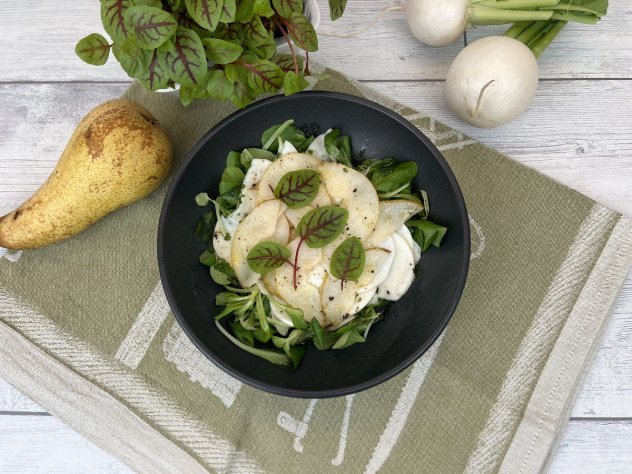 insalata-di-rapa-bianca-e-songino