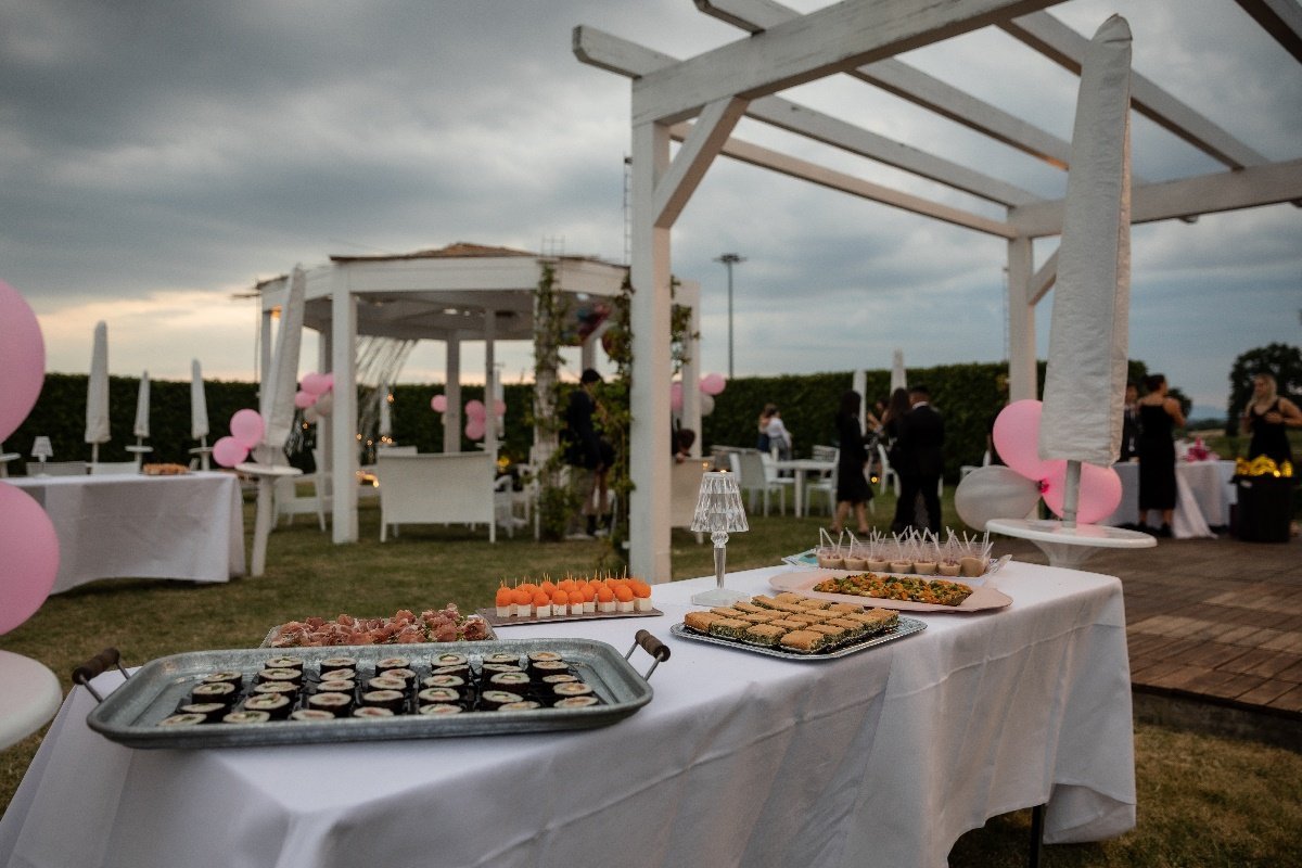 Bees Menu Special Catering Services