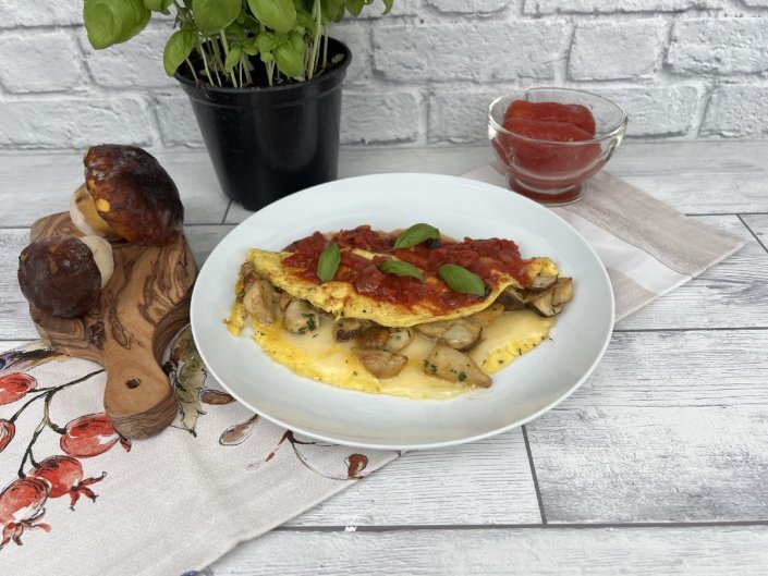frittata-ai-porcini-e-provolone