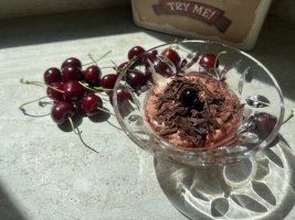 Ilaria-bertinelli-mousse-di-ciliegie-con-cioccolato-fondente