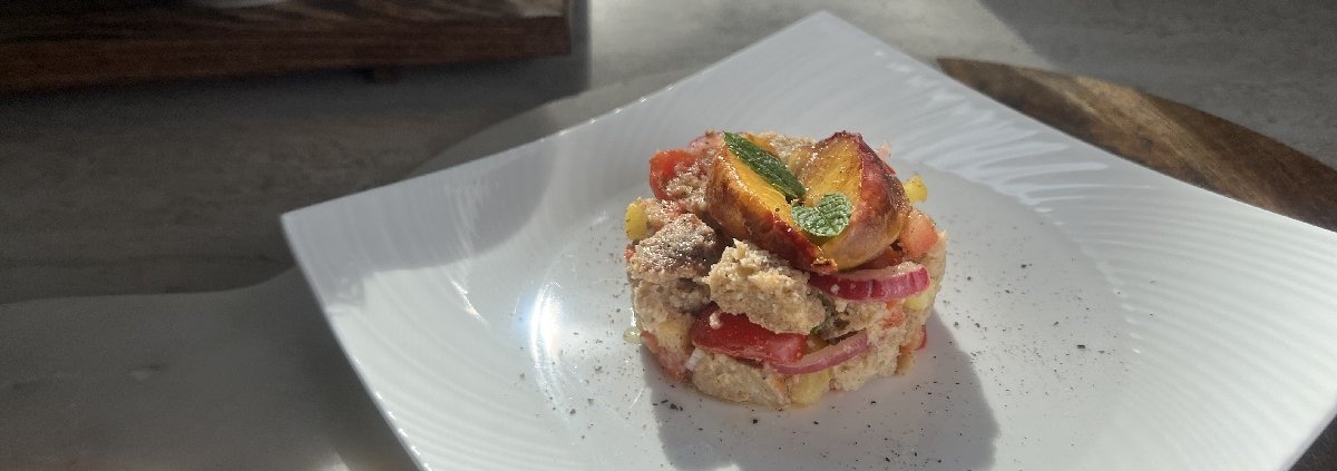 ilaria-bertinelli-panzanella-di-verdure-estive