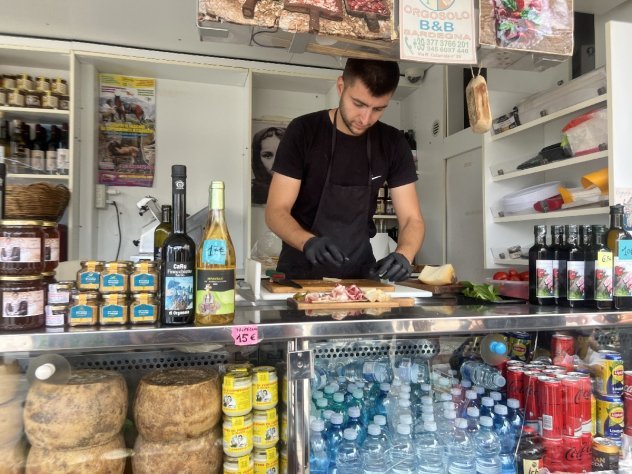 Cibo di strada gluten-free ad Orgosolo