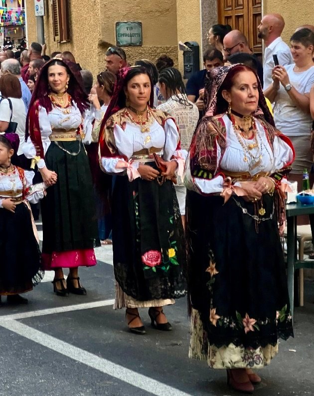 ilaria-bertinelli-agosto-dorgali