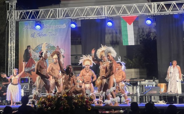 ilaria-bertinelli-festival-internazionale-del-folklore