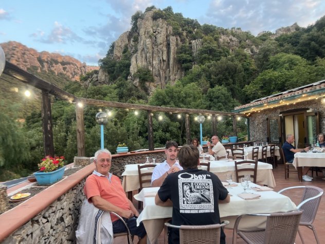 ilaria-bertinelli-ristorante-santa-elene